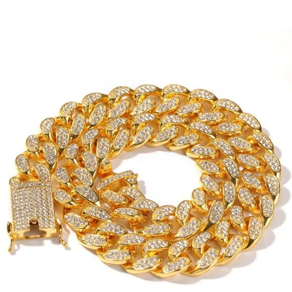 Jewelry - Gold Cuban link chain 20mm 16inch